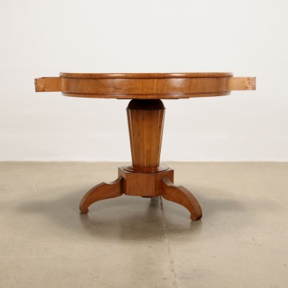 Restauración de Mesa Redonda