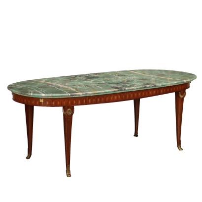Mesa de estilo neoclásico