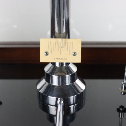 Precision Laboratory Balance in