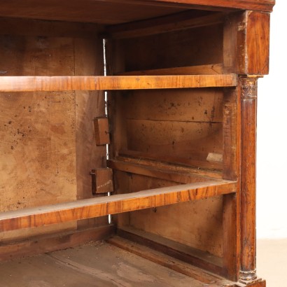 Commode empire