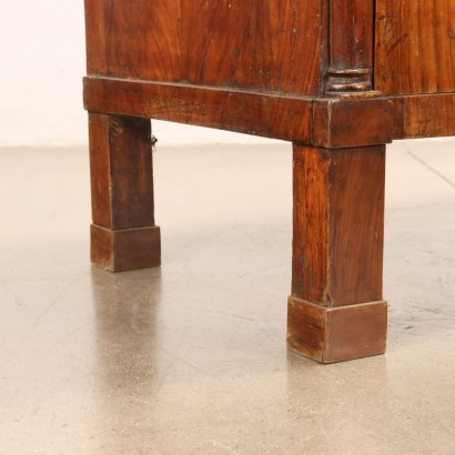 Commode empire