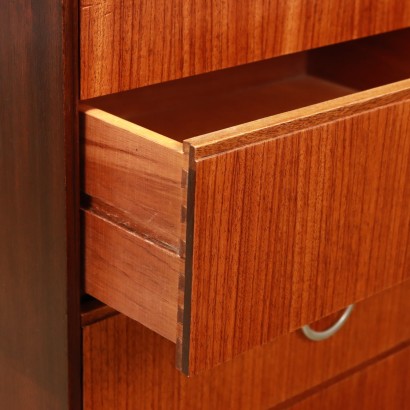 Weekly, English chest of drawers from the 60s