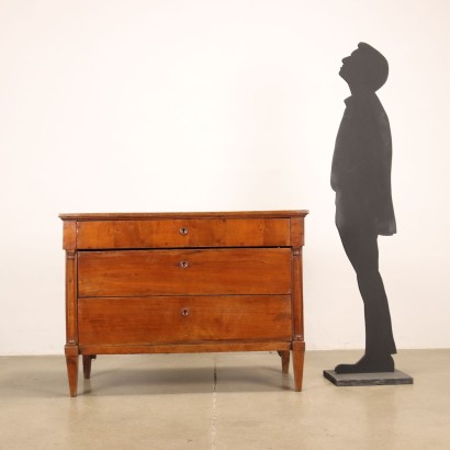 Empire chest of drawers in Walnut