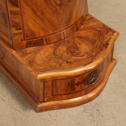 Veneto eighteenth-century kneeler