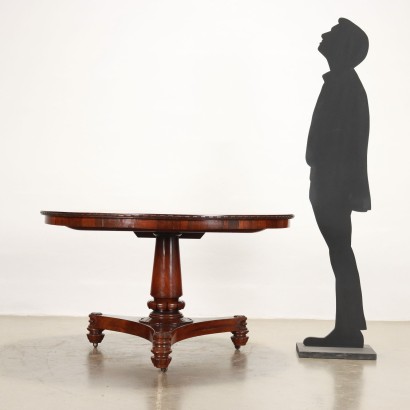 Vela Round Table