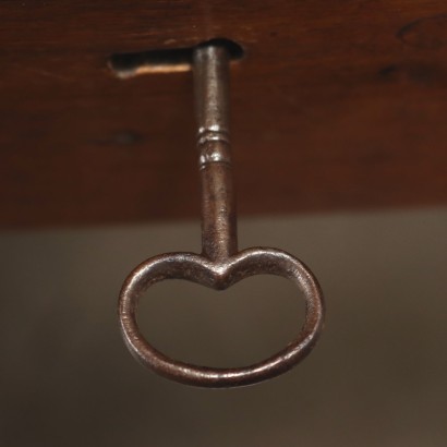 Tavolino in Legni Antichi