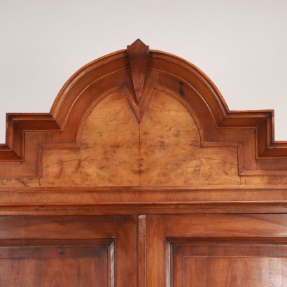 Umbertino-Kleiderschrank in Walnuss