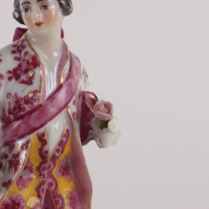 OGANCE0215986_1093824 Pair of Porcelain Figurines