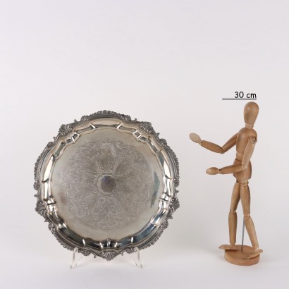 Soporte de plata, bandeja de plata.