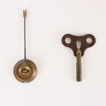 Countertop Clock in Gilt Bronze