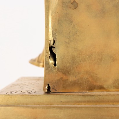 Countertop Clock in Gilt Bronze