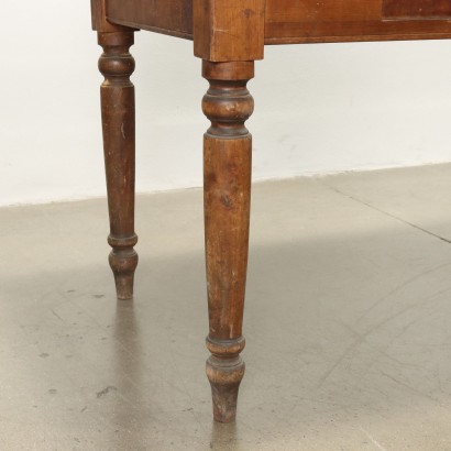 Umbertino table