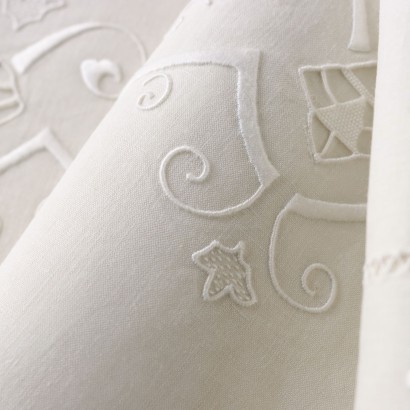 Double room with two pillowcases