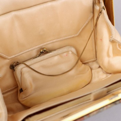 Vintage-Clutch aus verziertem Stoff