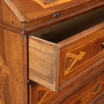 Solapa Construida con Madera Antigua