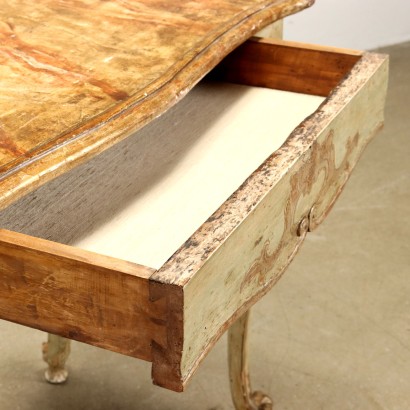 CONSOLA LACADA, Consola Estilo Rococó