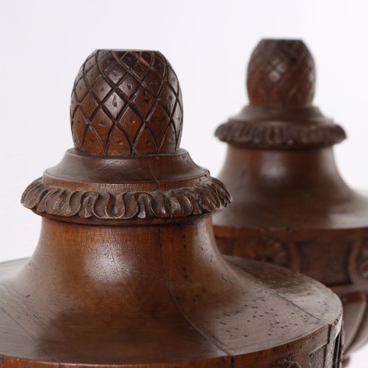 Par de jarrones de madera