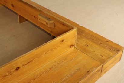 Letto matrimoniale, pino di Russia