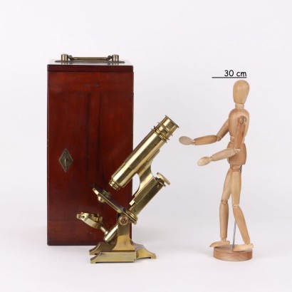 Microscopio Fratelli Koristka Milán