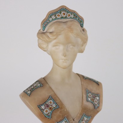 Busto in Alabastro con Inserti in Micr