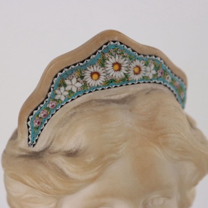 Busto in Alabastro con Inserti in Micr