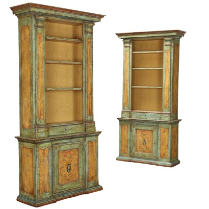 Coppia di Librerie in Legno Laccato