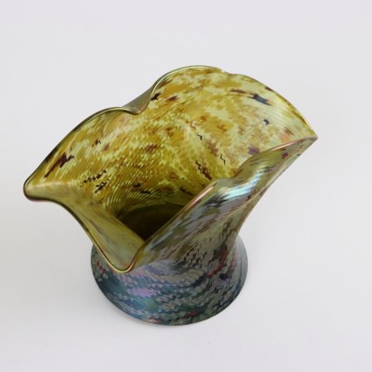 Vase en verre irisé