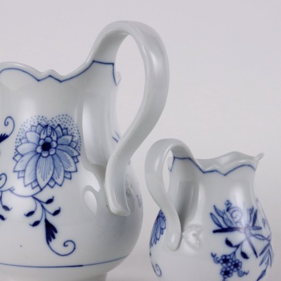 Due Brocche in Porcellana di Meissen