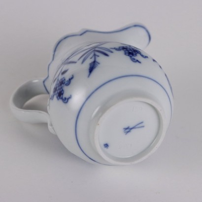 Due Brocche in Porcellana di Meissen