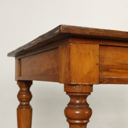 Table en noyer