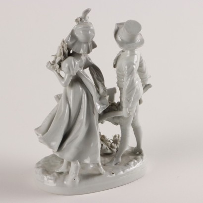 Grupo Escultórico en Porcelana Blanca de