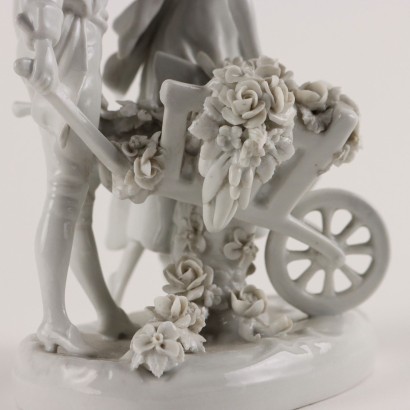 Grupo Escultórico en Porcelana Blanca de