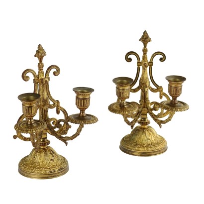 Pareja de Candelabros en Bronce Dorado