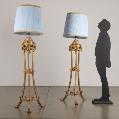 Coppia di Lampade da Terra a Tripode