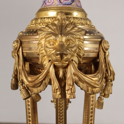 Coppia di Lampade da Terra a Tripode