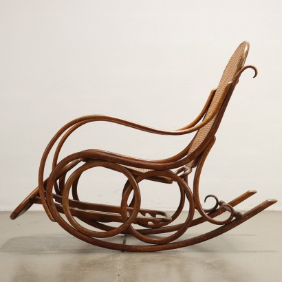 Poltrona a Dondolo Thonet