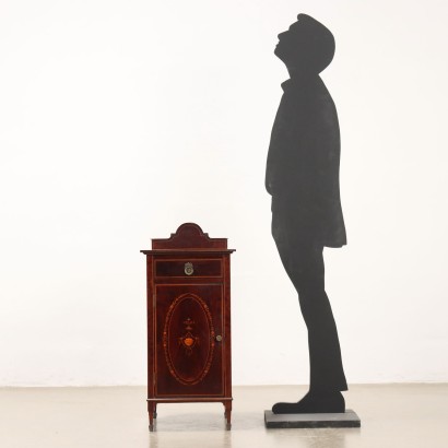 Style bedside table