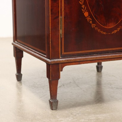 Style bedside table