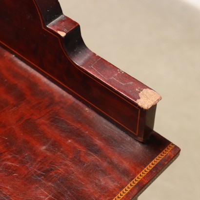 Style bedside table