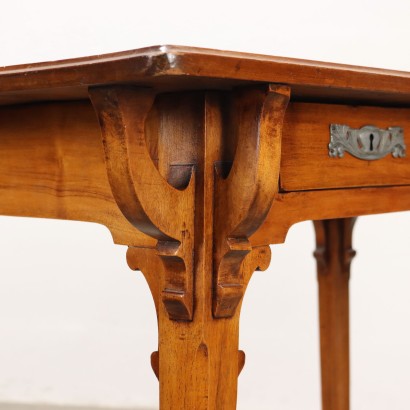 Kleiner Liberty-Schreibtisch