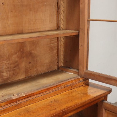 Bookshelf