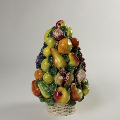 Cesto con Piramide di Frutta in Cerami