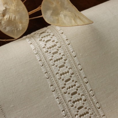 Complete double bed with two pillowcases