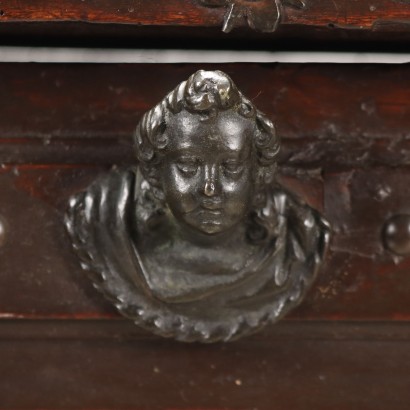 Tavolino Barocco Emiliano in Noce