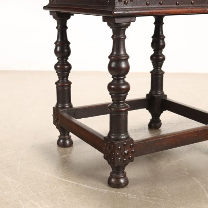 Tavolino Barocco Emiliano in Noce