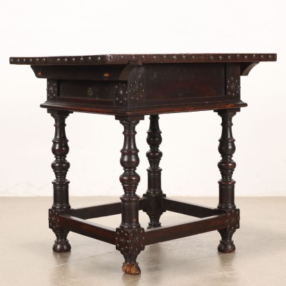 Tavolino Barocco Emiliano in Noce