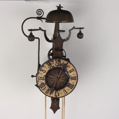 Orologio in Ferro in Stile Gotico
