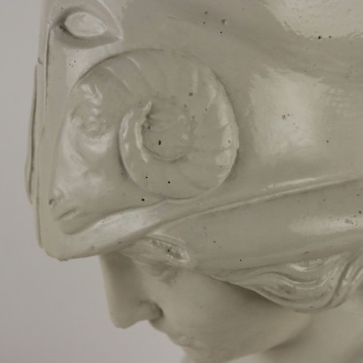 Busto de Minerva en cemento vidriado