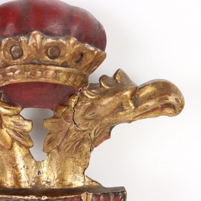 Stemma in Legno Intagliato Dorato e Di