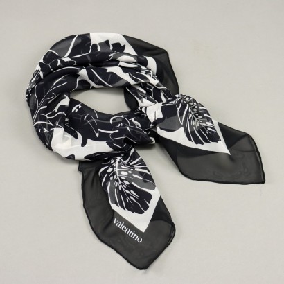 Valentino Foulard Vintage B/N